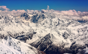 Orosz alpinistákat ért szerencsétlenség az Elbruszon, többen meghaltak